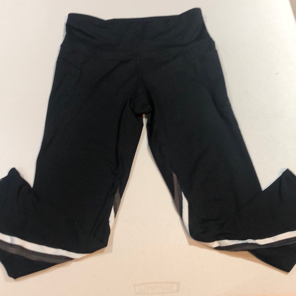 EUC Champion Mesh insert Leggings Size M